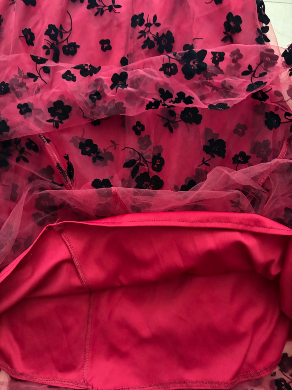 Chicwish Red Tulle Skirt with Black Floral Appliqué - Picture 4 of 8